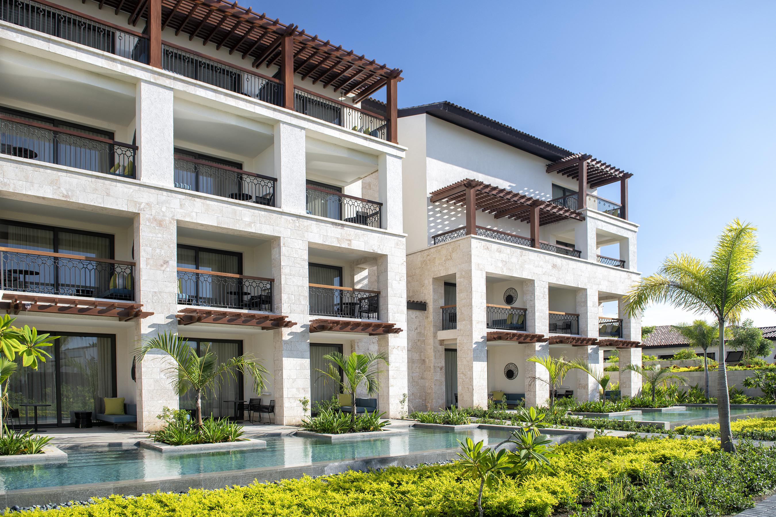 Unique Club At Lopesan Costa Bavaro Hotel Exterior photo